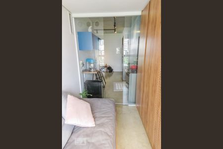 Apartamento à venda com 70m², 1 quarto e 2 vagas Apartamento à venda com 70m², 1 quarto e 2 vagasSala de estar
