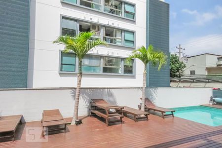 Apartamento à venda com 70m², 1 quarto e 2 vagas Apartamento à venda com 70m², 1 quarto e 2 vagasPiscina