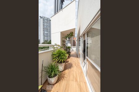 Apartamento à venda com 580m², 3 quartos e 8 vagasVaranda piso superior
