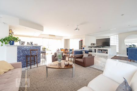 Apartamento à venda com 580m², 3 quartos e 8 vagasSala piso superior