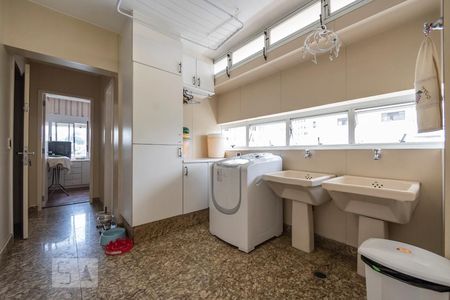 Apartamento à venda com 580m², 3 quartos e 8 vagasÁrea de serviço