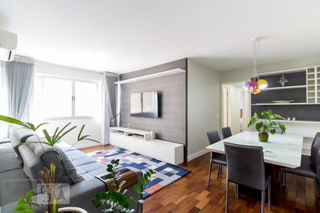 Apartamento para alugar com 110m², 3 quartos e 1 vagaSala