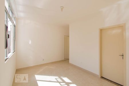 Sala de apartamento para alugar com 2 quartos, 49m² em Vila Isabel, Rio de Janeiro