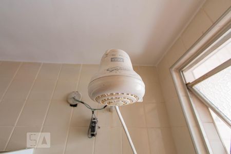 Banheiro de apartamento para alugar com 2 quartos, 49m² em Vila Isabel, Rio de Janeiro