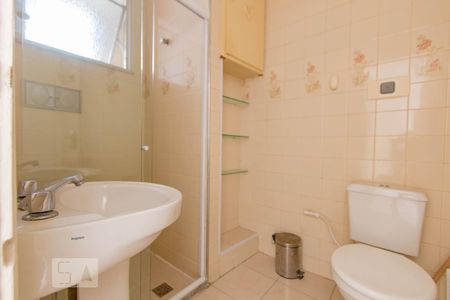 Banheiro de apartamento para alugar com 2 quartos, 49m² em Vila Isabel, Rio de Janeiro