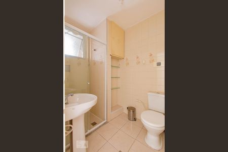 Banheiro de apartamento para alugar com 2 quartos, 49m² em Vila Isabel, Rio de Janeiro