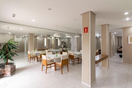 Apartamento à venda com 49m², 2 quartos e 1 vaga Apartamento à venda com 49m², 2 quartos e 1 vagaSalão de festas