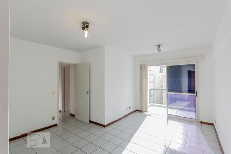 Sala de apartamento para alugar com 3 quartos, 79m² em Setor Oeste, Goiânia