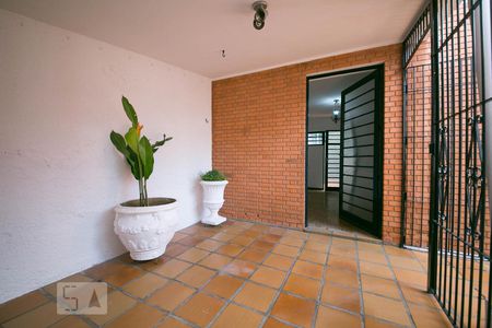 Casa para alugar com 150m², 3 quartos e 1 vagaEntrada