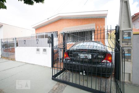 Casa para alugar com 150m², 3 quartos e 1 vagaFachada