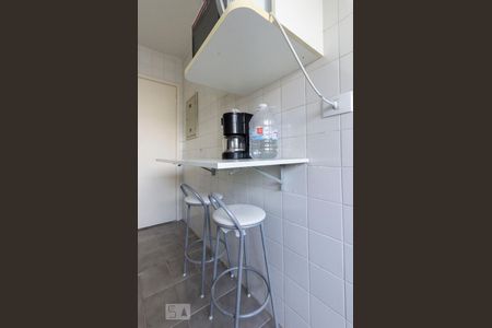 Apartamento para alugar com 55m², 2 quartos e 1 vaga Apartamento para alugar com 55m², 2 quartos e 1 vagaCozinha