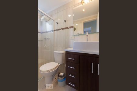 Banheiro de apartamento para alugar com 2 quartos, 55m² em Santana, São Paulo