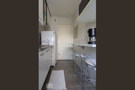 Apartamento para alugar com 55m², 2 quartos e 1 vaga Apartamento para alugar com 55m², 2 quartos e 1 vagaCozinha