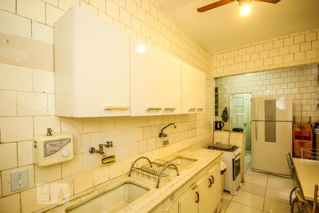 Apartamento para alugar com 100m², 3 quartos e sem vagaCozinha