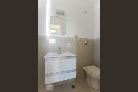 Banheiro de apartamento para alugar com 3 quartos, 100m² em Tijuca, Rio de Janeiro