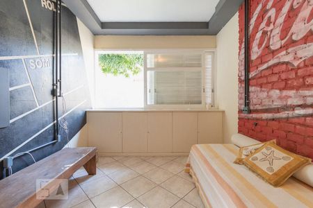 Casa de condomínio à venda com 621m², 4 quartos e 3 vagas Casa de condomínio à venda com 621m², 4 quartos e 3 vagasQuarto 2