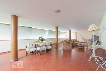 Casa de condomínio à venda com 621m², 4 quartos e 3 vagas Casa de condomínio à venda com 621m², 4 quartos e 3 vagasÁrea de Lazer