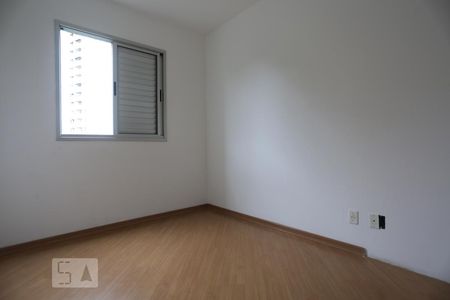 Quarto 01 de apartamento para alugar com 2 quartos, 48m² em Jardim Celeste, São Paulo