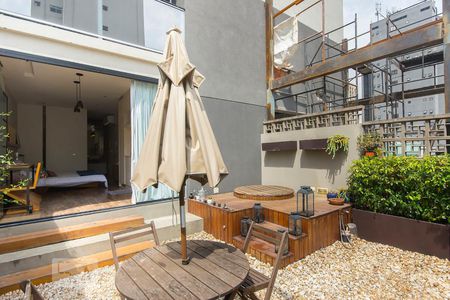 Studio para alugar com 54m², 1 quarto e 1 vaga Studio para alugar com 54m², 1 quarto e 1 vagaVaranda