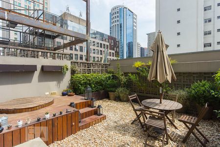 Studio para alugar com 54m², 1 quarto e 1 vaga Studio para alugar com 54m², 1 quarto e 1 vagaVaranda