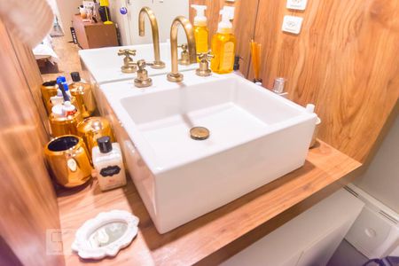 Studio para alugar com 54m², 1 quarto e 1 vaga Studio para alugar com 54m², 1 quarto e 1 vagaBanheiro