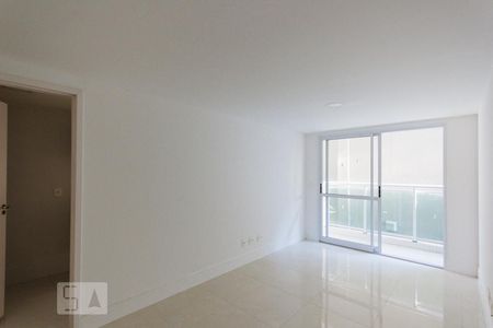 Sala de apartamento à venda com 2 quartos, 76m² em Jacarepaguá, Rio de Janeiro