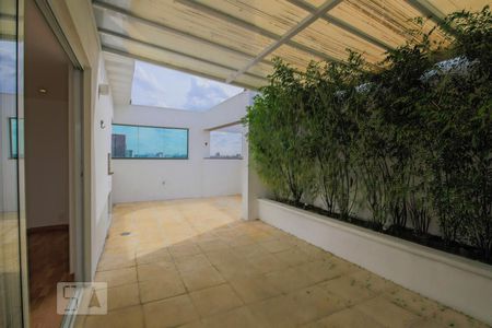 Apartamento à venda com 180m², 3 quartos e 3 vagasVaranda da Cobertura