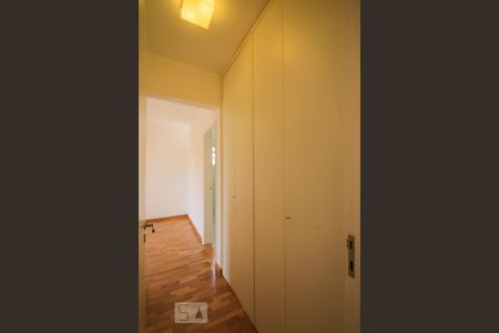 Apartamento à venda com 180m², 3 quartos e 3 vagasEntrada Quarto Suite