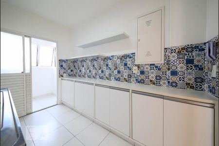 Apartamento à venda com 180m², 3 quartos e 3 vagasCozinha