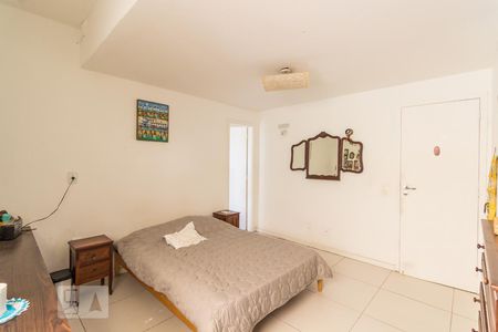 Apartamento à venda com 191m², 4 quartos e 2 vagasSuíte 1