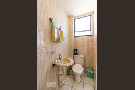 Apartamento à venda com 191m², 4 quartos e 2 vagasBanheiro Suíte 2