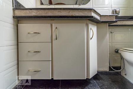 Apartamento à venda com 180m², 5 quartos e 4 vagasBanheiro