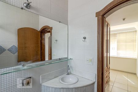 Apartamento à venda com 180m², 5 quartos e 4 vagasBanheiro da Cobertura