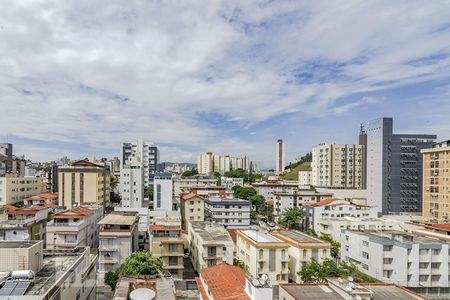 Apartamento à venda com 180m², 5 quartos e 4 vagasVista