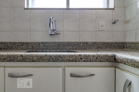 Cozinha de apartamento à venda com 5 quartos, 180m² em Cidade Nova, Belo Horizonte