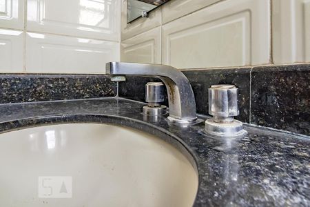 Apartamento à venda com 180m², 5 quartos e 4 vagasBanheiro