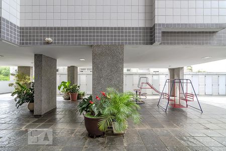 Apartamento à venda com 180m², 5 quartos e 4 vagasPlayground