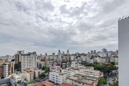Apartamento à venda com 180m², 5 quartos e 4 vagasVista