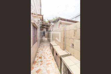 Hall de entrada de apartamento para alugar com 1 quarto, 70m² em Irajá, Rio de Janeiro