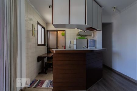 Apartamento para alugar com 55m², 2 quartos e 1 vaga Apartamento para alugar com 55m², 2 quartos e 1 vagaCozinha