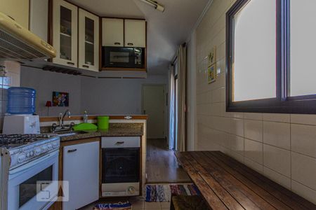 Apartamento para alugar com 55m², 2 quartos e 1 vaga Apartamento para alugar com 55m², 2 quartos e 1 vagaCozinha