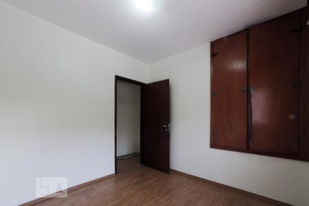 Casa à venda com 150m², 3 quartos e 2 vagasQuarto 2