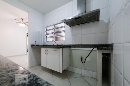 Casa à venda com 150m², 3 quartos e 2 vagasCozinha