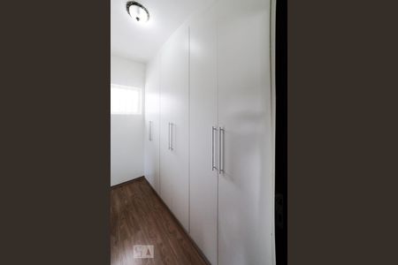 Casa à venda com 150m², 3 quartos e 2 vagasSuíte