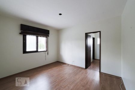 Casa à venda com 150m², 3 quartos e 2 vagasSuíte