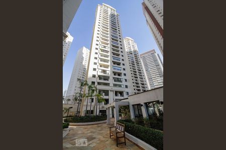 Apartamento para alugar com 117m², 3 quartos e 2 vagasFachada