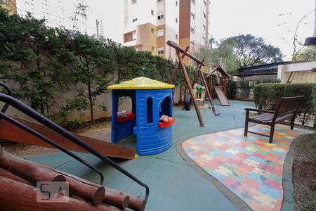 Apartamento para alugar com 117m², 3 quartos e 2 vagasPlayground
