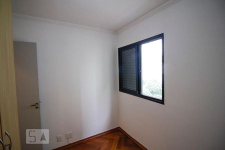 Apartamento para alugar com 117m², 3 quartos e 2 vagasQuarto