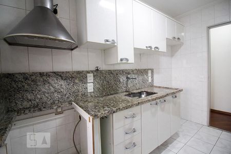 Apartamento para alugar com 117m², 3 quartos e 2 vagasCozinha