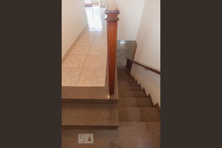 Escada  de casa à venda com 3 quartos, 263m² em Bosque de Barão Geraldo, Campinas